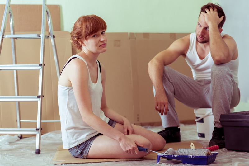 frustrated-with-paint-color-couple-800